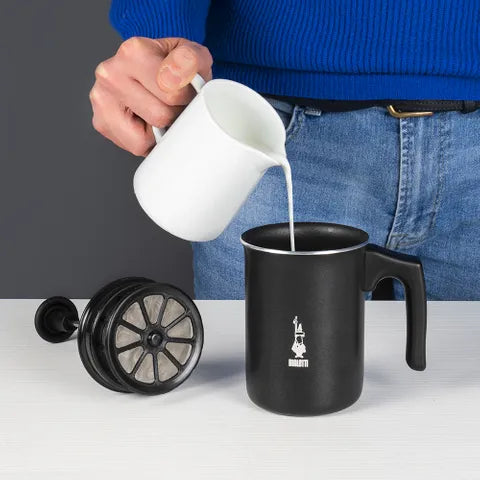 BIALETTI TUTTOCREMA MILK FROTHER ALUMINIUM 150ML BLACK (3 CUP)